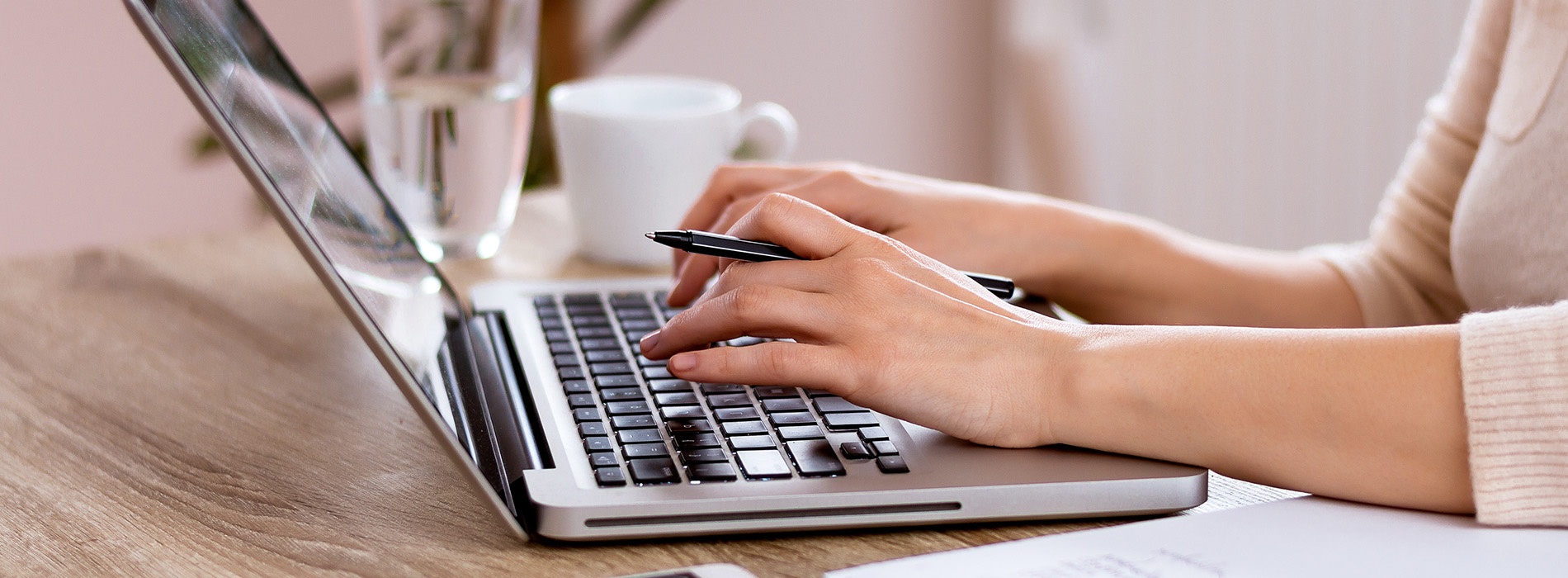 Valley Village Oral Surgery Associates | Wisdom Teeth, Sinus Lift and Apicoectomy