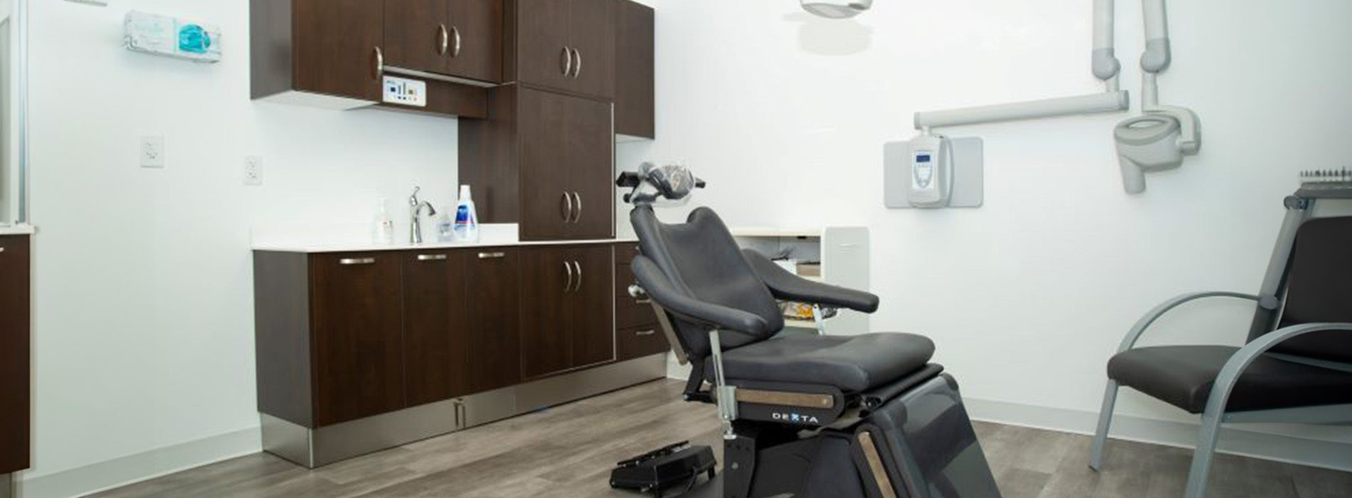 Valley Village Oral Surgery Associates | Bone Grafting, Wisdom Teeth and General Anesthesia